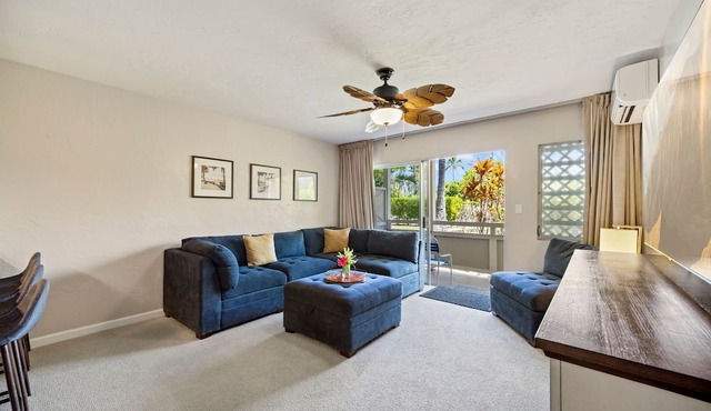Plantation Hale Suites H7, AC, Walk to town, Near Beaches, Comp Wifi in Kapaa