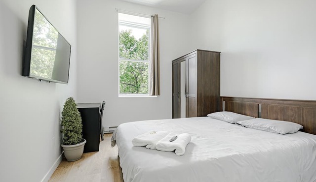 HoMa HomeStay Hotel by Olympic Stadium Montreal (Auberge/Hostel)