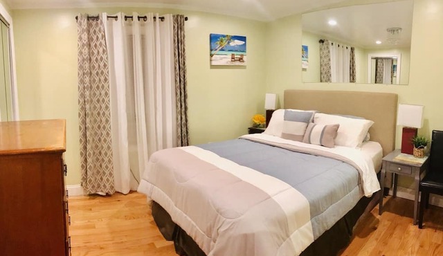 4BR 6BEDS WOLLASTON BEACH. NearBOSTON3 in Quincy