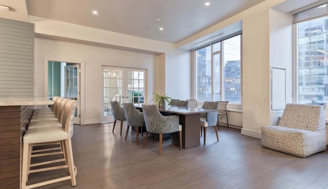 Waterfront Luxury Living + Walk to Dining in Boston