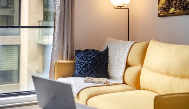 Sophisticated 1BR Escape | Charm in Old Port