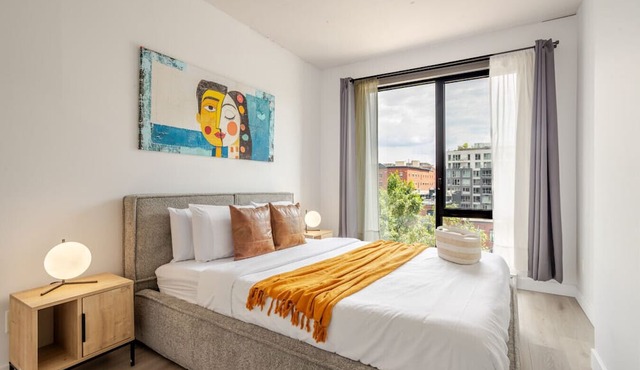 Modern Heritage Stay | Upscale 2BR in Old Port