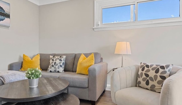 10 min walk to DT, stylish, free parking | IOB1