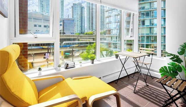 Cozy 1-bedroom Condo/Central Location/Pet Friendly