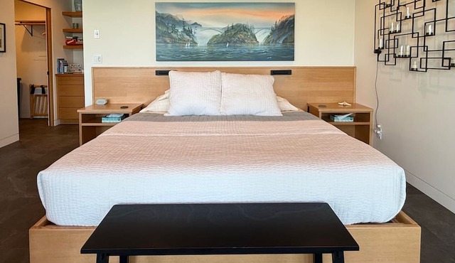 Kingfisher Cove Hideaway in Anacortes