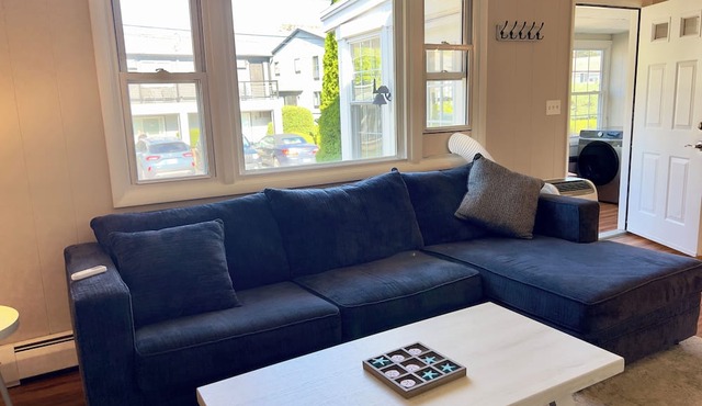 Cozy 2-bedroom, 1-bathroom condo, two short blocks from the beach!