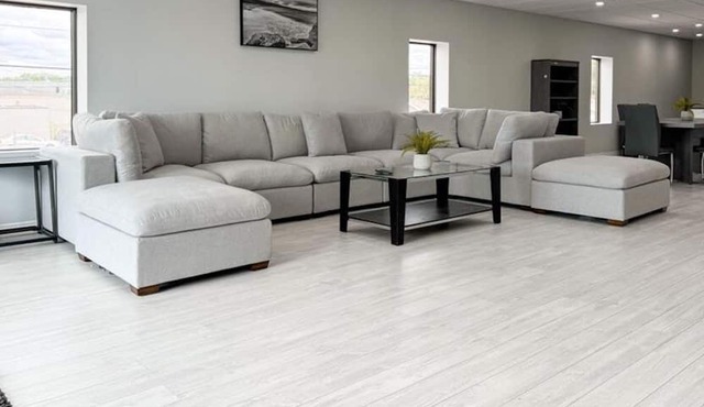 Executive Condo. 3BR, King Bed w/Ensuite