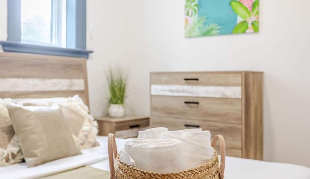 Prime Location | Charming 4BR in Downtown MTL