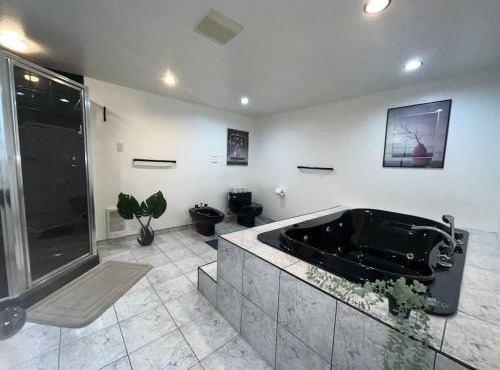 Luxury comforts getaway home