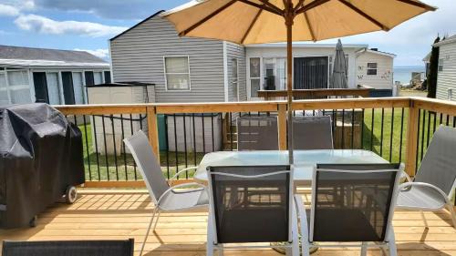 Lakeview Cottage by Elco Beach at Sherkston Shores Resort