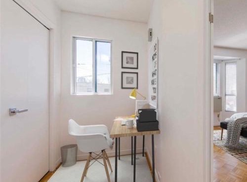 Private Entrance Townhome - Niagara Haus