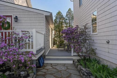 Private Coastal Compound Ocean Park Sleeps 25