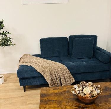 Brand-New Cozy Luxury Suite with Private Entrance