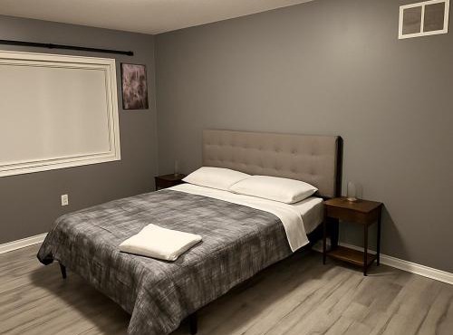 Spacious 6BR Family Home Brampton