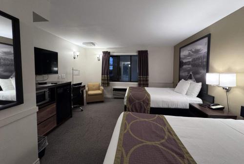 Super 8 by Wyndham Guelph