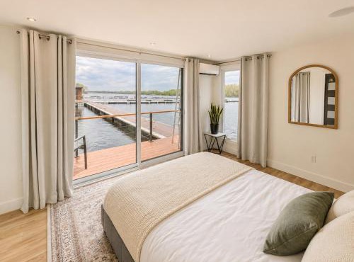 Maréa Stays, Habitation Flottante, Yacht Club TR