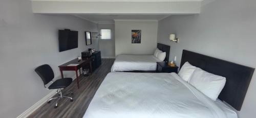North Shore Wayside Inn