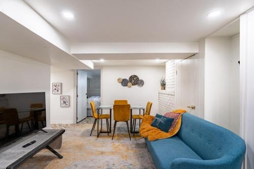 Multi-level home near Squareone, Airport, 3Parking