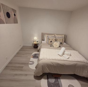 Modern oasis in the heart of Roberval