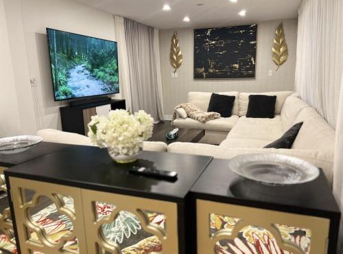 Licensed-8 Acre Estate, Trail & Stream with 3 Beds