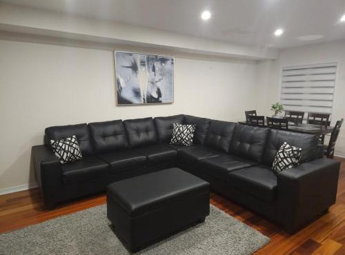 Spacious 4BR Home in Mississauga