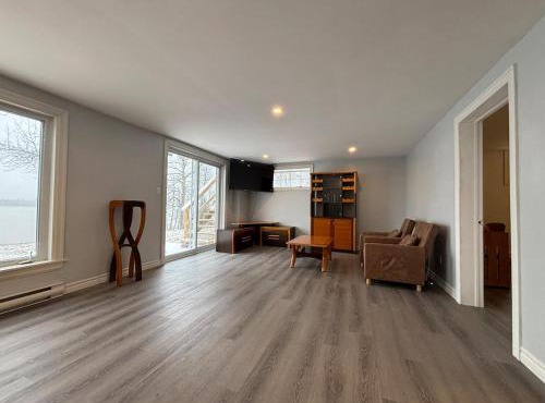 Beautiful Waterfront Apartment Quispamsis, NB