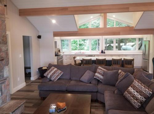 Olga's Bay Lake House