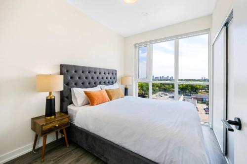 Skyline Escape 3BR Penthouse with Terrace