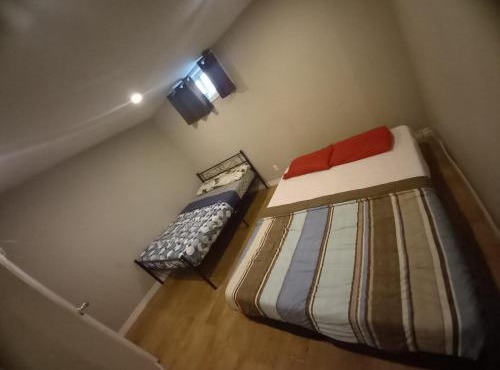 Central Location New Year Stay- Free Parking & Fast Wifi