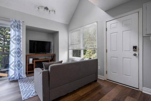 Wanderer Way Loft Ski-In Ski-Out - Pool & Hot Tub