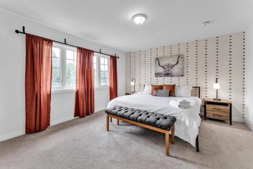 Spacious & New Prince Edward County Villa