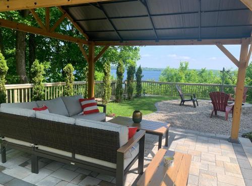 Waterfront Q Estate summer cottage