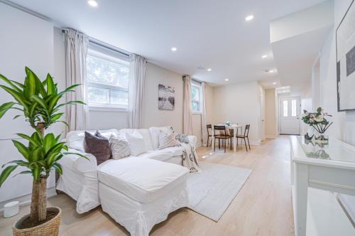 nest in orchard-main unit room