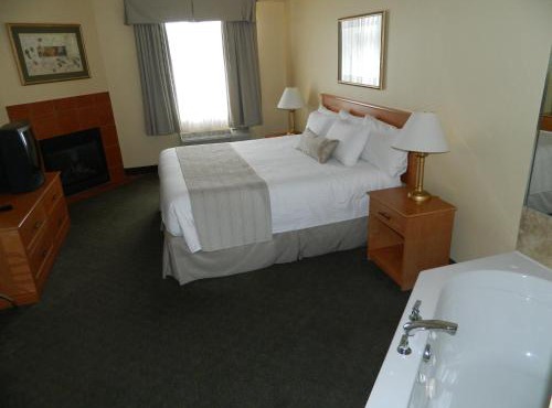 Days Inn by Wyndham Orillia