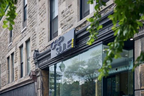 Capsule Hotel Montreal