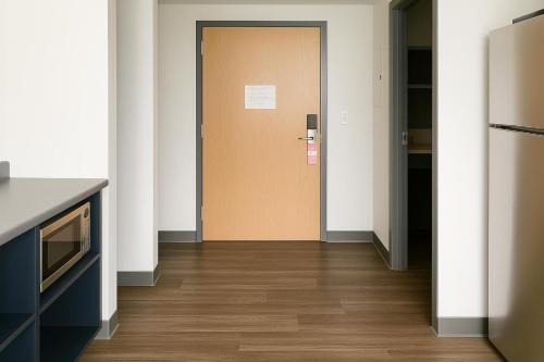 Residence & Conference Centre - Brockville
