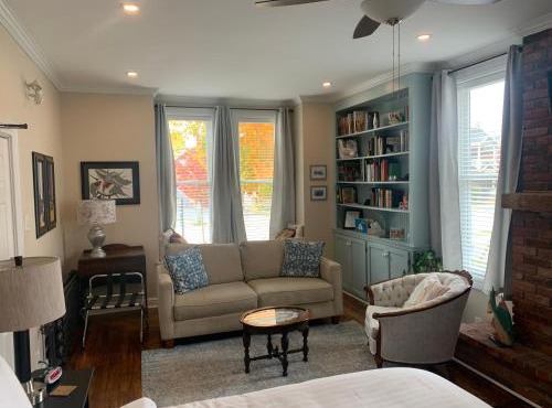 Seaway Manor B&B