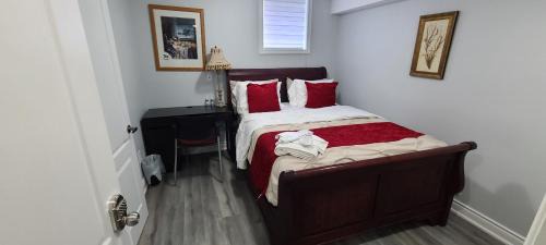 LUXURY 2-BEDROOMS UNIT WITH WIFI, LDR & PARKING.
