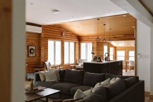 Waterfront private cottage on Koshlong Lake