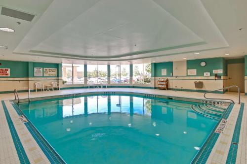 Homewood Suites by Hilton Toronto Airport Corporate Centre