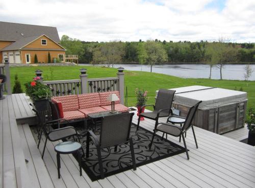 Casa Breeze B & B