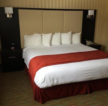 Sinbads Hotel & Suites