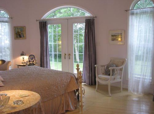 Rumi Guest House on the Cabot Trail